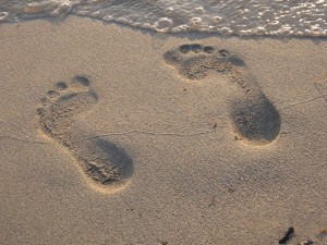 feets-in-sand-empreinte-1187300-1600x1200